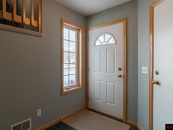 2nd image of 101 Teal Ct