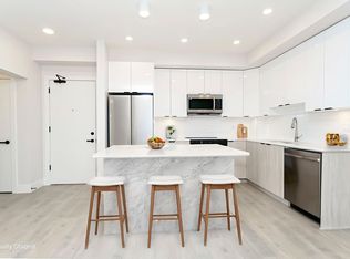 13458 95th Ave #322, Surrey, BC V3V 1N5