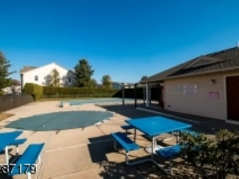 22 Frankie Ln — Photo 23