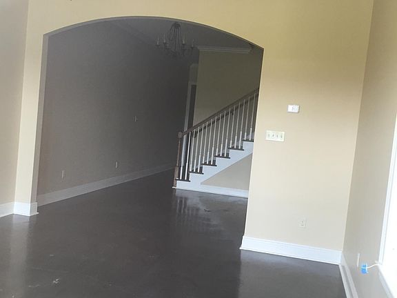 4th image of 110 Miramar Blvd