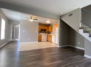 504 SW 5th St, Blue Springs, MO 64014