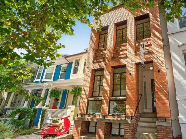 1656 33rd St NW, Washington, DC 20007