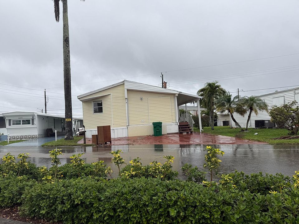 1st image of 8557 SW 18th Street