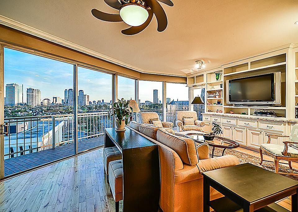 1st image of 5050 Woodway Dr APT 7M
