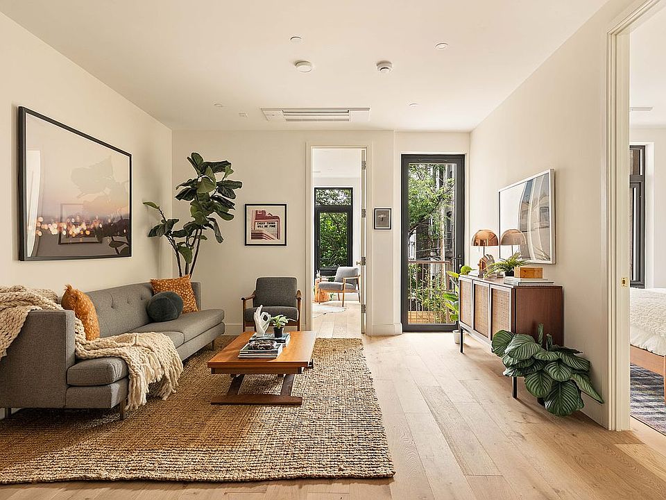 1st image of 269 Bainbridge St #2B