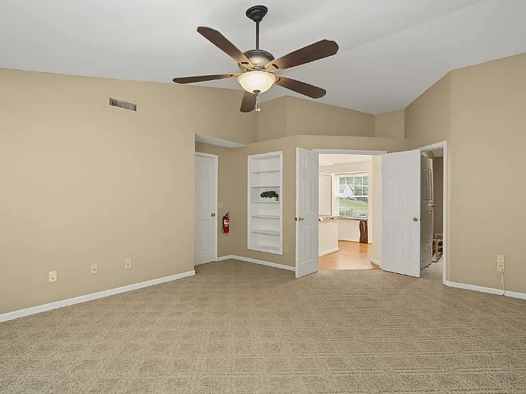 106 Dilworth Ct — Photo 36