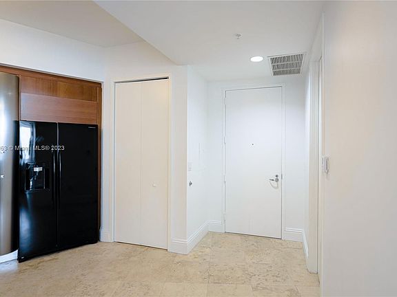 3rd image of 18101 Collins Ave APT 1703