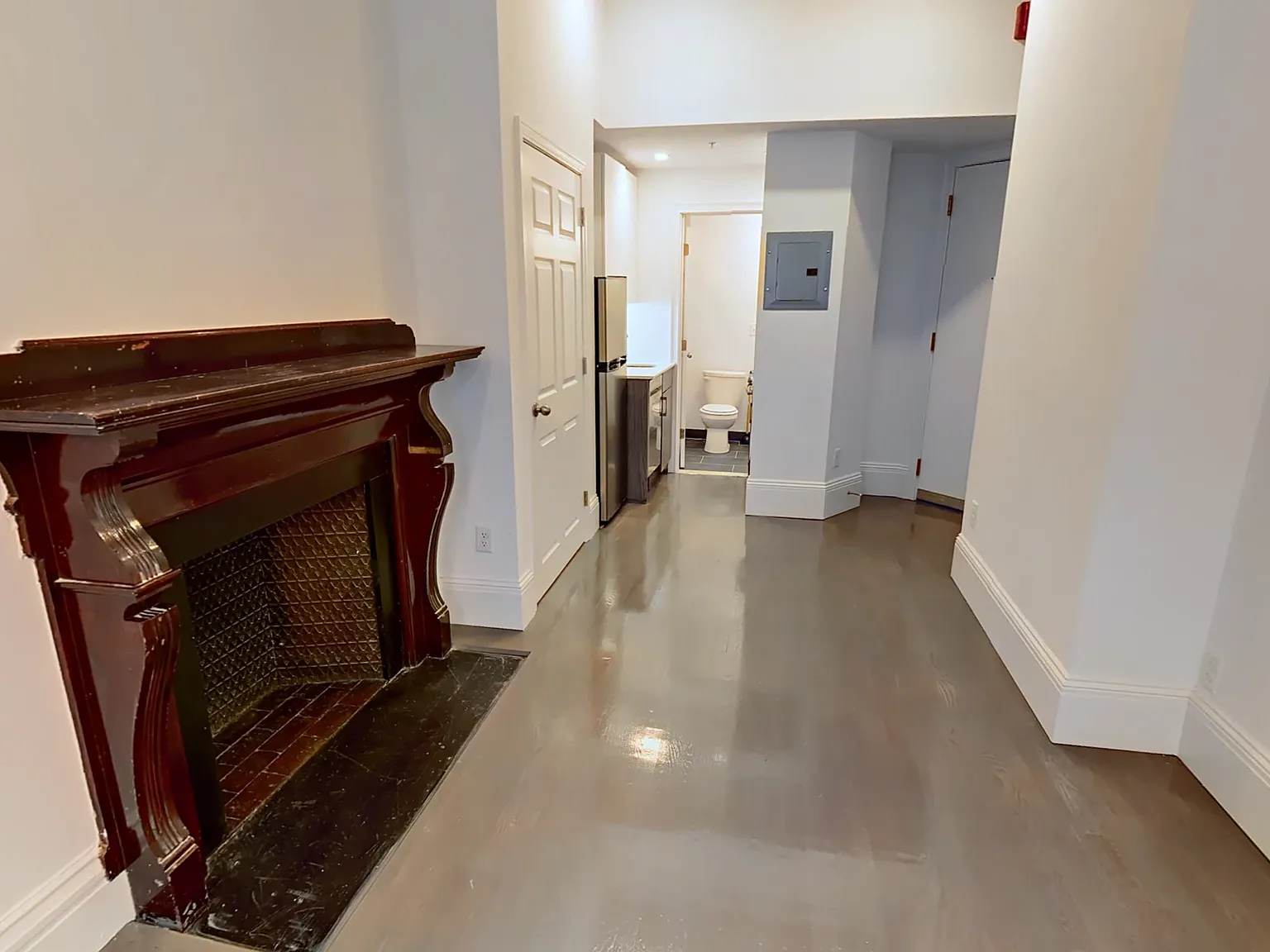 Studio, 9999 sqft, $2,675 — Photo 2