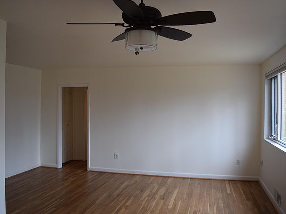 2nd image of 10508 Montrose Ave APT 202