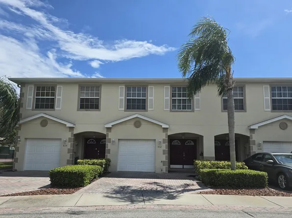 802 King Neptune Ln, Cape Canaveral, FL 32920