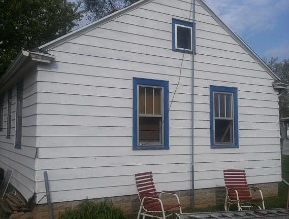 5th image of 421 Lakeview Ave
