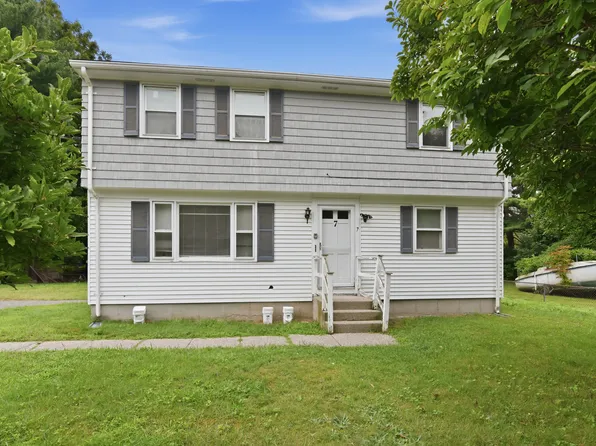 7 Boardman Ln #1, Attleboro, MA 02703