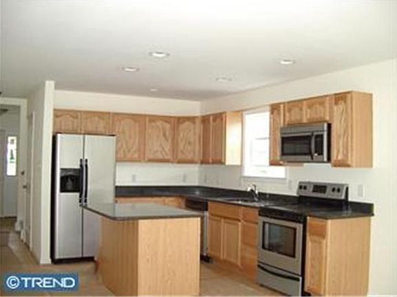 3rd image of 29 Norway Ave