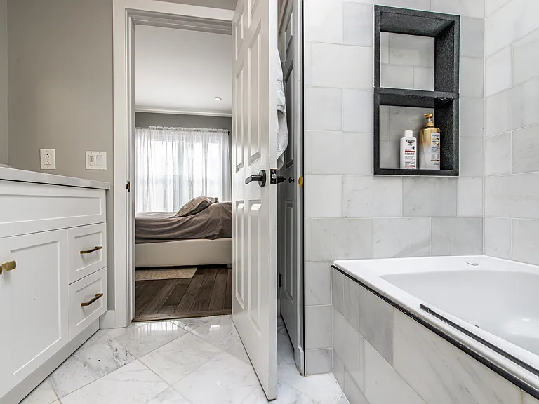 2707 N Halsted St #3 — Photo 32