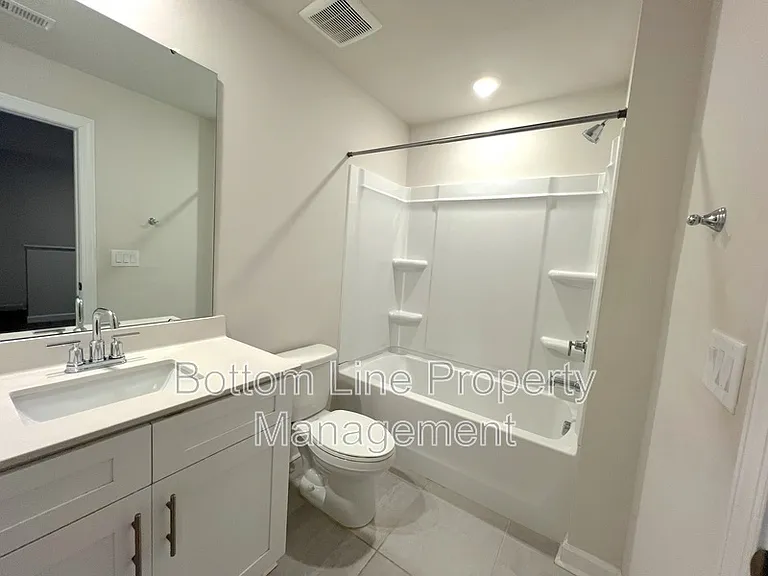 1816 Braemar Village Dr — Photo 17