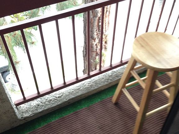 balcony