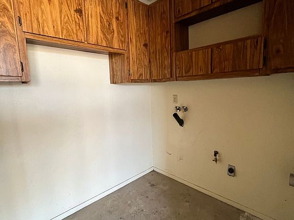 2nd image of 149 N Castle Rock St #B