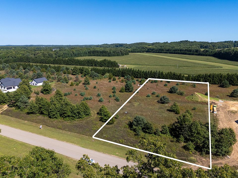 1st image of 6 Airpark Ln