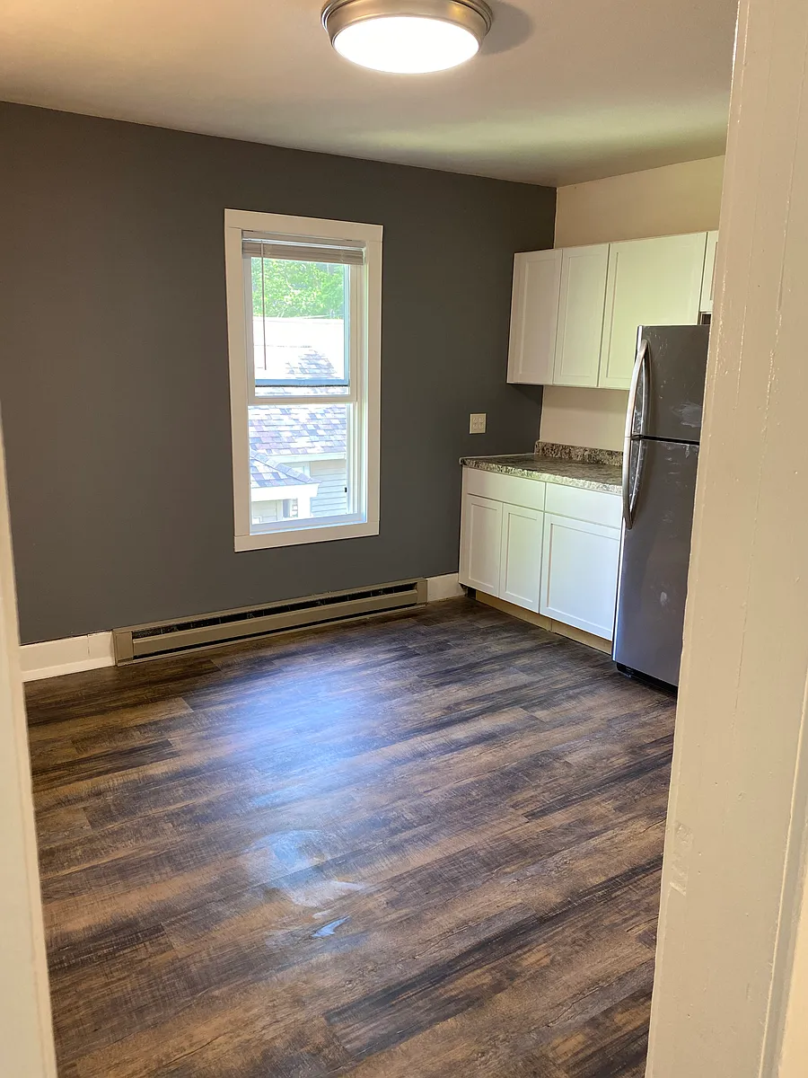 Building Photo - 629 N Barstow St #1