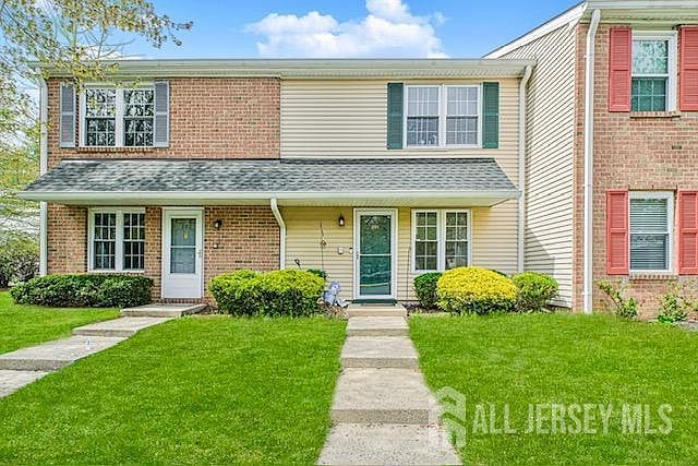 1st image of 301 Palombi Ct