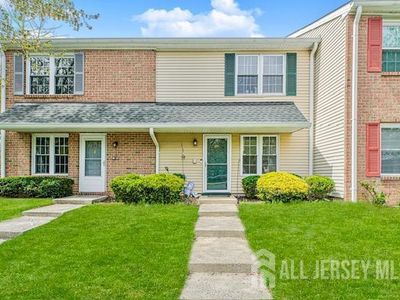 301 Palombi Ct, East Brunswick, NJ, 08816
