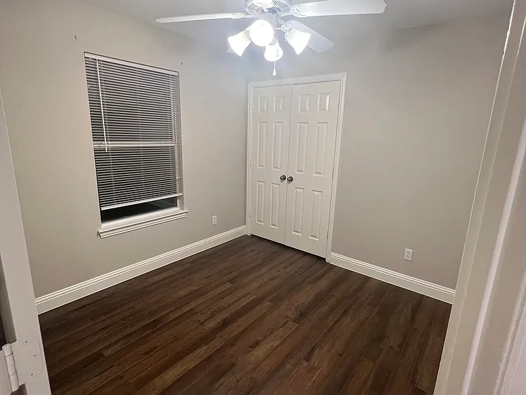 313 Timbercreek Ct — Photo 23