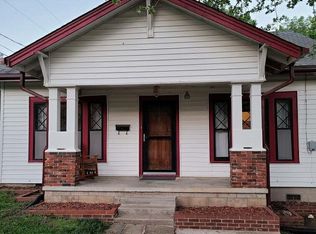 306 NE 3rd St, Wilburton, OK 74578
