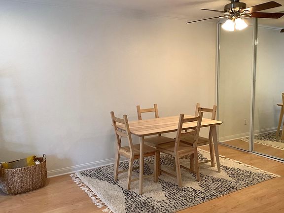 4th image of 5535 Canoga Ave