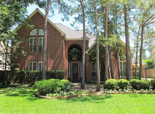 157 W Shadowpoint Cir, Spring, TX 77381