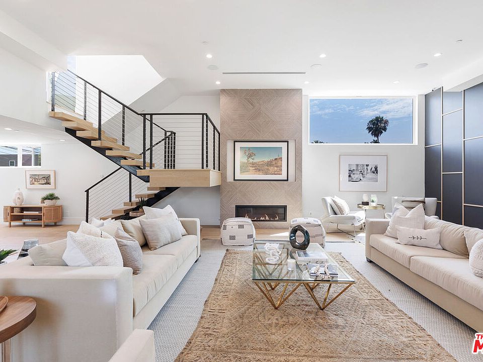 1st image of 658 California Ave
