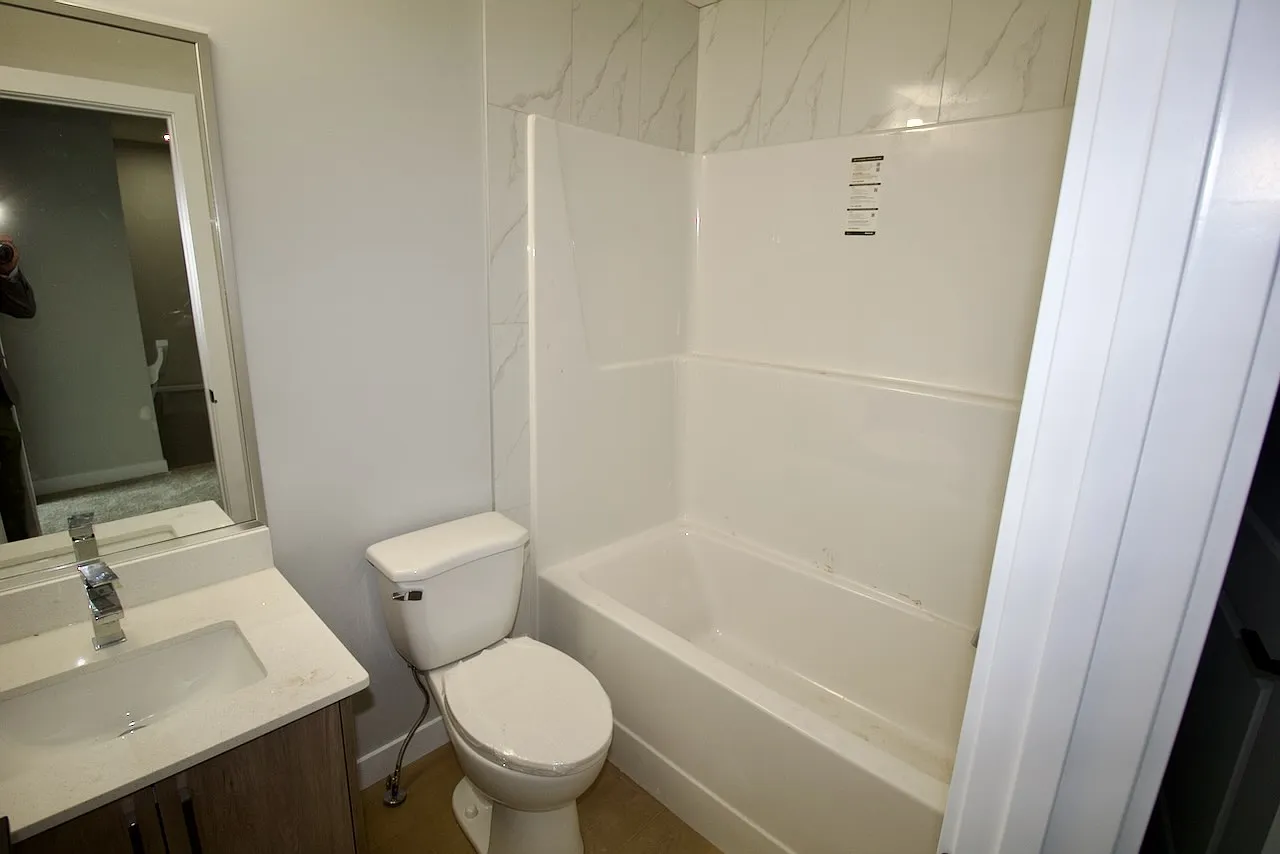 122-1 Bedroom 1 Bathroom Suite For Rent Leduc — Photo 4