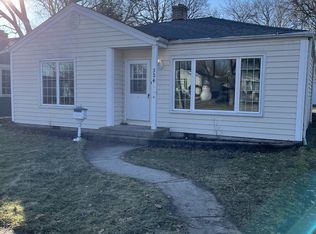 324 N Schubert St, Palatine, IL 60067