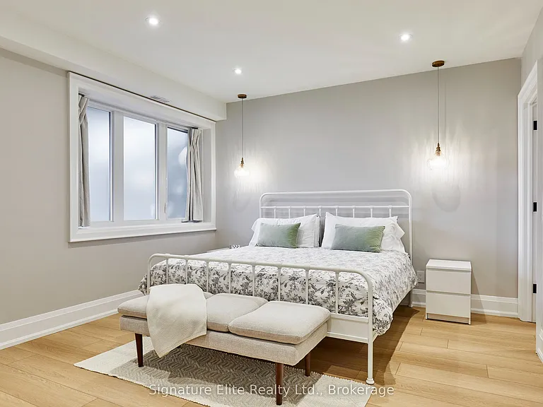 30 Amesbury Dr #2 — Photo 14