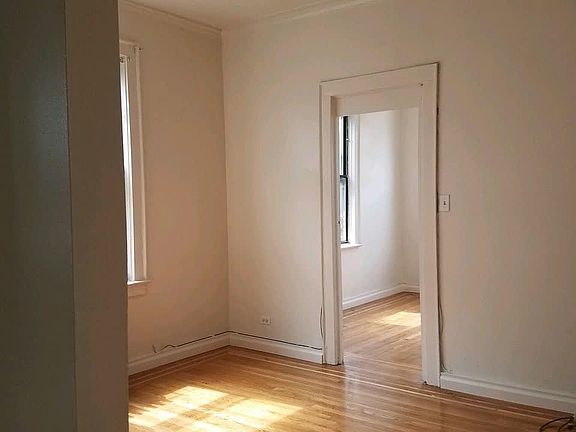 2nd image of 1610 Taylor Ave