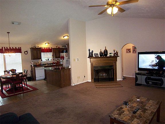 KITCHEN & DINNING AREA VIEW LIVING ROOM.