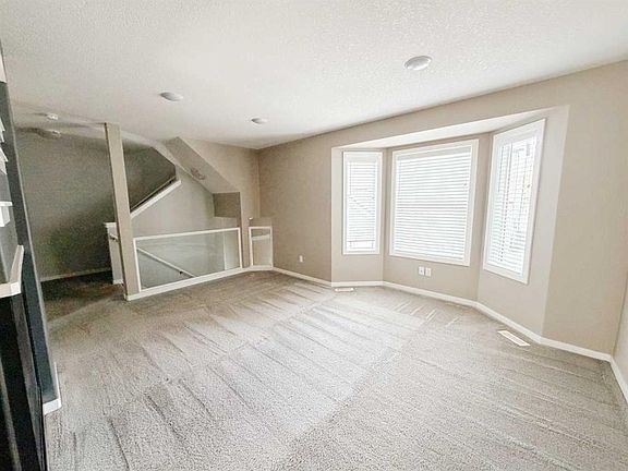 3rd image of 120 NE Warren Way #25