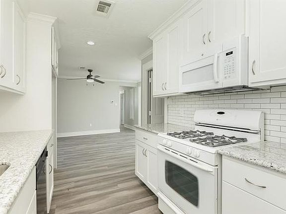 5th image of 503 Avondale Ln