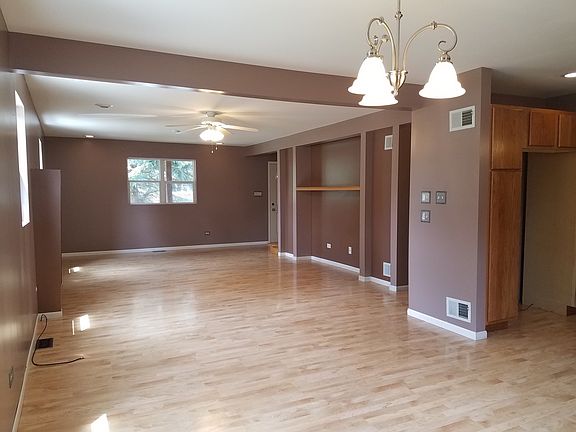 2nd image of 408 W Corning Ave