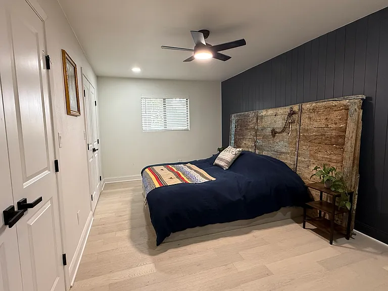 985 Harber Ave — Photo 12