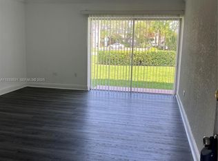 7256 SW 94th Pl APT A1, Miami, FL 33173