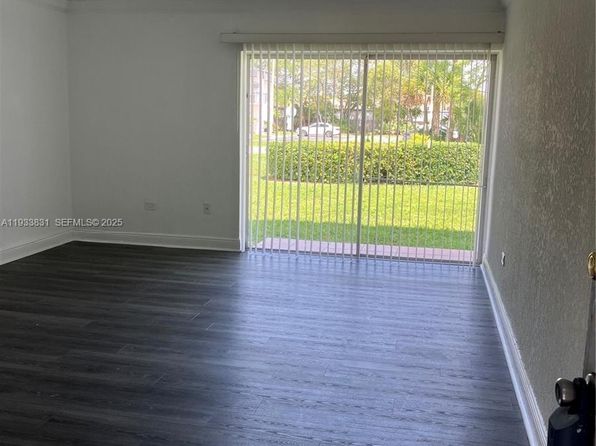 7256 SW 94th Pl APT A1
