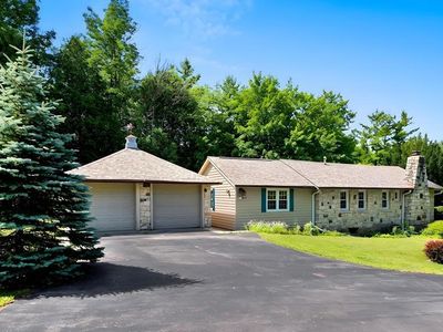 10374 N Coral Hill Rd, Ephraim, WI, 54211