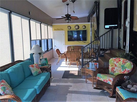 2nd image of 1161 Diamond Lake Cir