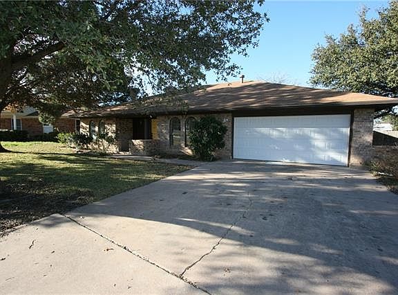 2nd image of 1012 Chriswood Dr