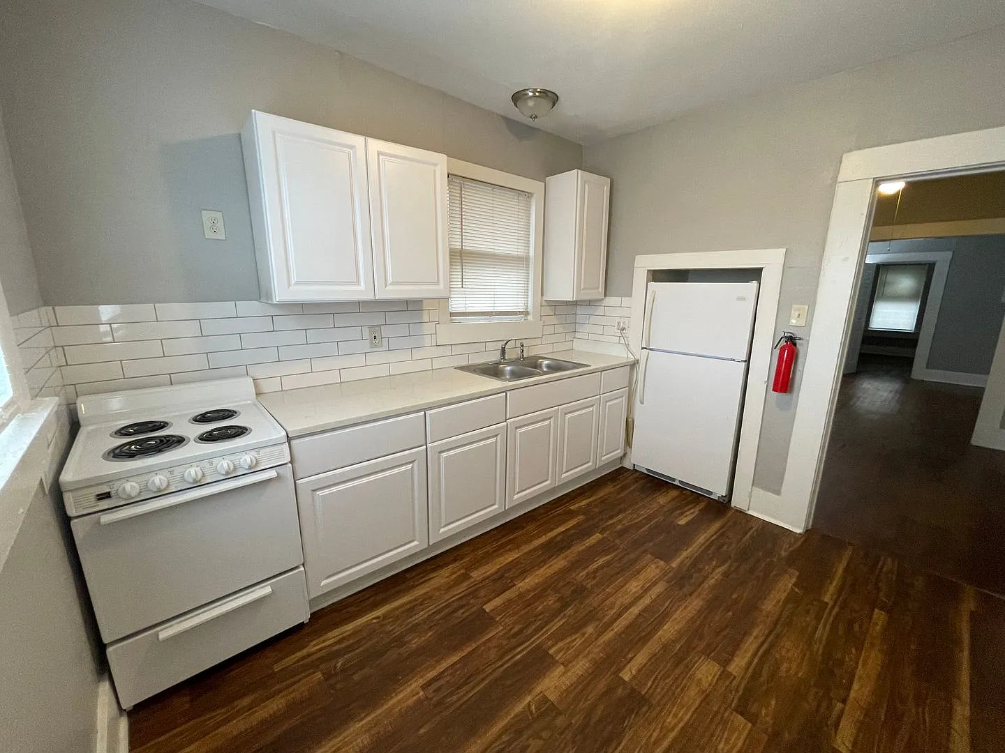 1-Bedroom Apartment in Tobin Hill — Photo 2