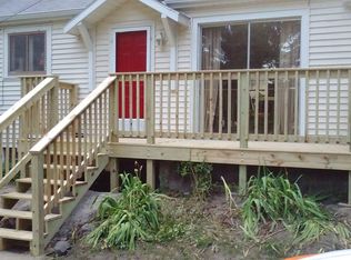278 Oakdale Dr, Bay City, MI 48706