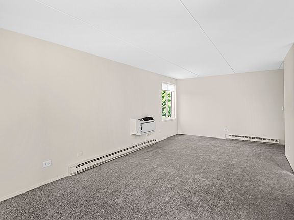 4th image of 358 W Miner St APT 3A