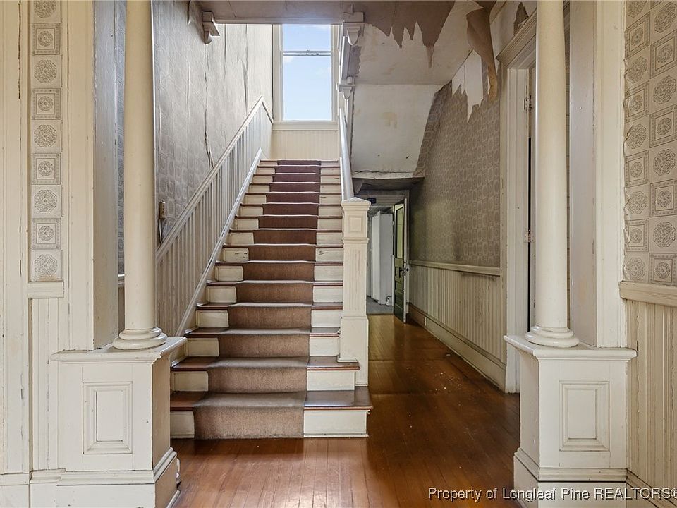 22nd image of 205 N Vance St
