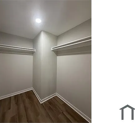 1034 Oakland Ave — Photo 9