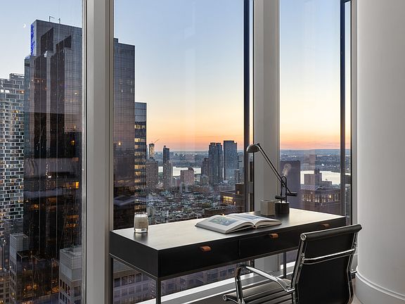 4th image of 217 W 57th St APT 49D